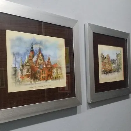 Apartament Venge -Cale Mieszkanie 46M2 Na Wylacznosc - Z Jedna Sypialnia I Jednym Sypialno-Salonem -3 Pietro Bez Windy- Rezerwacja Bez Karty Kredytowej-Klimatyzacja-Netflix-2 Lozeczka Dzieciece, Bezplatny Parking Publiczny Na Monitorowanym Podworzu Lägenhet *