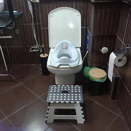 Apartament Venge -Cale Mieszkanie 46M2 Na Wylacznosc - Z Jedna Sypialnia I Jednym Sypialno-Salonem -3 Pietro Bez Windy- Rezerwacja Bez Karty Kredytowej-Klimatyzacja-Netflix-2 Lozeczka Dzieciece- Bezplatny Parking Publiczny *