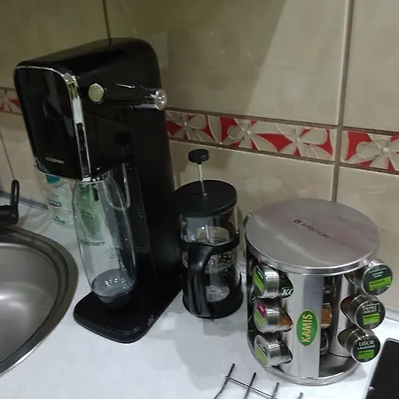 Apartament Venge -Cale Mieszkanie 46M2 Na Wylacznosc - Z Jedna Sypialnia I Jednym Sypialno-Salonem -3 Pietro Bez Windy- Rezerwacja Bez Karty Kredytowej-Klimatyzacja-Netflix-2 Lozeczka Dzieciece- Bezplatny Parking Publiczny * Wroclaw