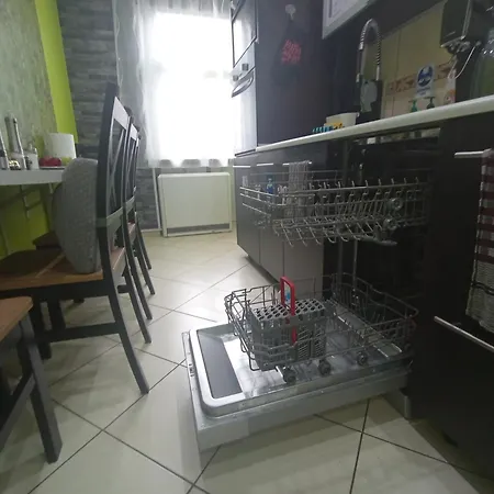 Apartament Venge -Cale Mieszkanie 46M2 Na Wylacznosc - Z Jedna Sypialnia I Jednym Sypialno-Salonem -3 Pietro Bez Windy- Rezerwacja Bez Karty Kredytowej-Klimatyzacja-Netflix-2 Lozeczka Dzieciece- Bezplatny Parking Publiczny *
