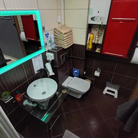 Venge -cale Mieszkanie 46m2 Na Wylacznosc - Z Jedna Sypialnia I Jednym Sypialno-salonem -3 Pietro Bez Windy- Rezerwacja Bez Karty Kredytowej-klimatyzacja-netflix-2 Lozeczka Dzieciece, Bezplatny Parking Publiczny Na Monitorowanym Podworzu Appartement *