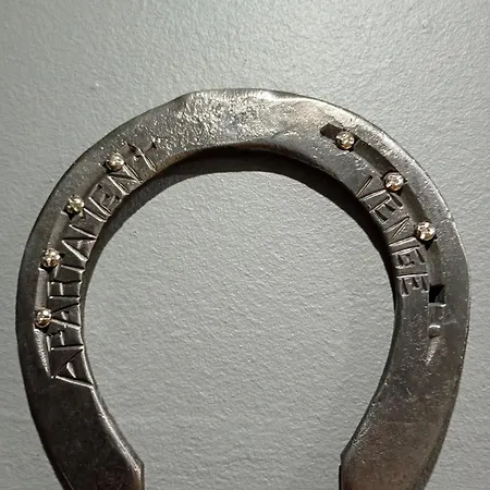 Venge -cale Mieszkanie 46m2 Na Wylacznosc - Z Jedna Sypialnia I Jednym Sypialno-salonem -3 Pietro Bez Windy- Rezerwacja Bez Karty Kredytowej-klimatyzacja-netflix-2 Lozeczka Dzieciece, Bezplatny Parking Publiczny Na Monitorowanym Podworzu Wrocław