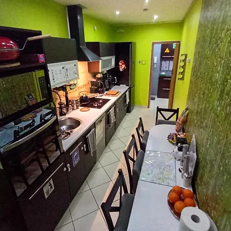 Apartman Venge -cale Mieszkanie 46m2 Na Wylacznosc - Z Jedna Sypialnia I Jednym Sypialno-salonem -3 Pietro Bez Windy- Rezerwacja Bez Karty Kredytowej-klimatyzacja-netflix-2 Lozeczka Dzieciece, Bezplatny Parking Publiczny Na Monitorowanym Podworzu *