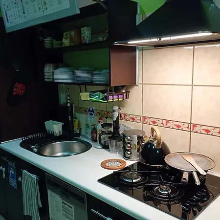 Venge -cale Mieszkanie 46m2 Na Wylacznosc - Z Jedna Sypialnia I Jednym Sypialno-salonem -3 Pietro Bez Windy- Rezerwacja Bez Karty Kredytowej-klimatyzacja-netflix-2 Lozeczka Dzieciece, Bezplatny Parking Publiczny Na Monitorowanym Podworzu Apartman