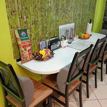Appartamento Apartament Venge -Cale Mieszkanie 46M2 Na Wylacznosc - Z Jedna Sypialnia I Jednym Sypialno-Salonem -3 Pietro Bez Windy- Rezerwacja Bez Karty Kredytowej-Klimatyzacja-Kino Domowe-Projektor-100