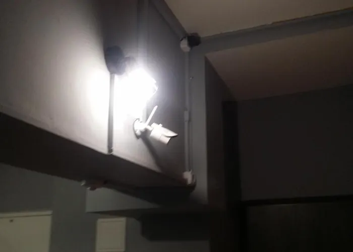 Apartament Venge -Cale Mieszkanie 46M2 Na Wylacznosc - Z Jedna Sypialnia I Jednym Sypialno-Salonem -3 Pietro Bez Windy- Rezerwacja Bez Karty Kredytowej-Klimatyzacja-Netflix-2 Lozeczka Dzieciece, Bezplatny Parking Publiczny Na Monitorowanym Podworzu Apartment