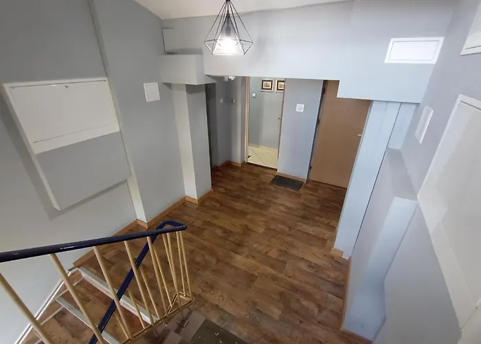 Apartament Venge -Cale Mieszkanie 46M2 Na Wylacznosc - Z Jedna Sypialnia I Jednym Sypialno-Salonem -3 Pietro Bez Windy- Rezerwacja Bez Karty Kredytowej-Klimatyzacja-Netflix-2 Lozeczka Dzieciece, Bezplatny Parking Publiczny Na Monitorowanym Podworzu