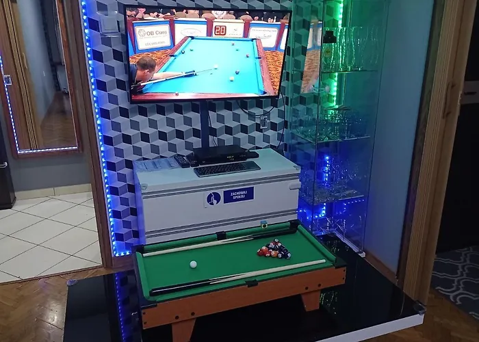 Apartament Venge -Cale Mieszkanie 46M2 Na Wylacznosc - Z Jedna Sypialnia I Jednym Sypialno-Salonem -3 Pietro Bez Windy- Rezerwacja Bez Karty Kredytowej-Klimatyzacja-Netflix-2 Lozeczka Dzieciece, Bezplatny Parking Publiczny Na Monitorowanym Podworzu *