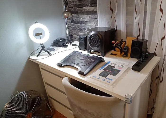 Apartmán Venge -cale Mieszkanie 46m2 Na Wylacznosc - Z Jedna Sypialnia I Jednym Sypialno-salonem -3 Pietro Bez Windy- Rezerwacja Bez Karty Kredytowej-klimatyzacja-netflix-2 Lozeczka Dzieciece, Bezplatny Parking Publiczny Na Monitorowanym Podworzu *