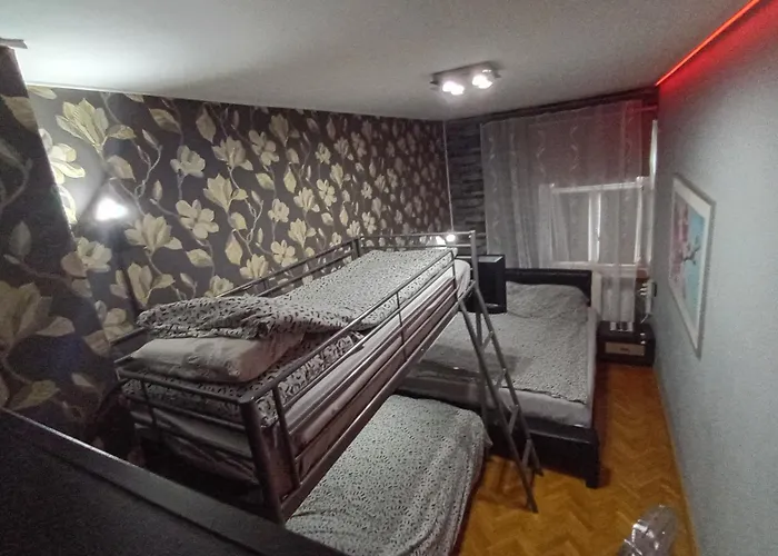 Apartmán Venge -cale Mieszkanie 46m2 Na Wylacznosc - Z Jedna Sypialnia I Jednym Sypialno-salonem -3 Pietro Bez Windy- Rezerwacja Bez Karty Kredytowej-klimatyzacja-netflix-2 Lozeczka Dzieciece, Bezplatny Parking Publiczny Na Monitorowanym Podworzu Vratislav