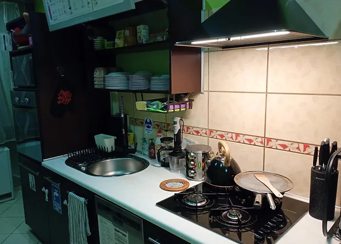 Venge -cale Mieszkanie 46m2 Na Wylacznosc - Z Jedna Sypialnia I Jednym Sypialno-salonem -3 Pietro Bez Windy- Rezerwacja Bez Karty Kredytowej-klimatyzacja-netflix-2 Lozeczka Dzieciece, Bezplatny Parking Publiczny Na Monitorowanym Podworzu Apartmán